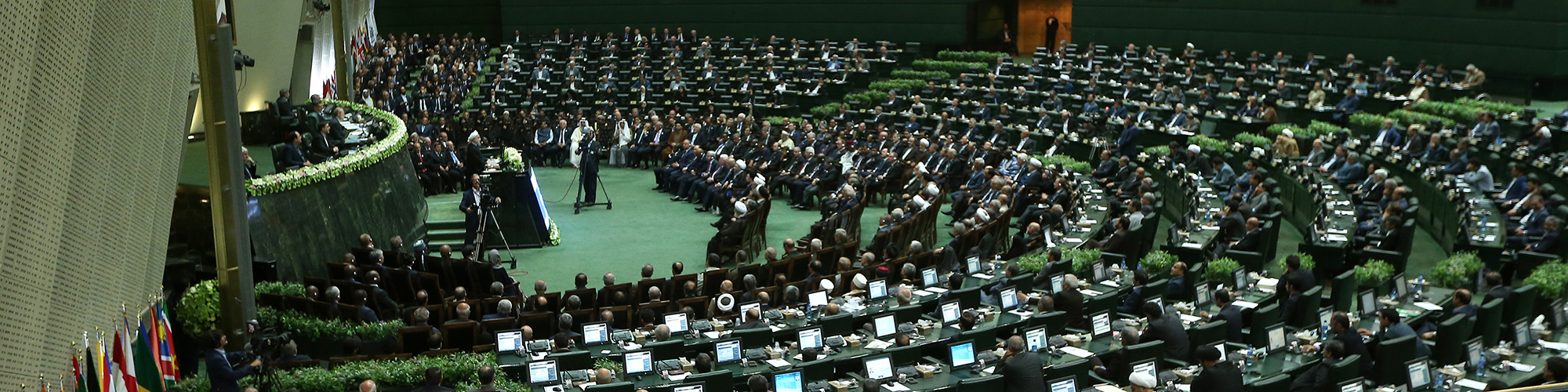 بررسی دلایل گرانی سیمان و فولاد و قطعی برق با حضور دو وزیر در مجلس